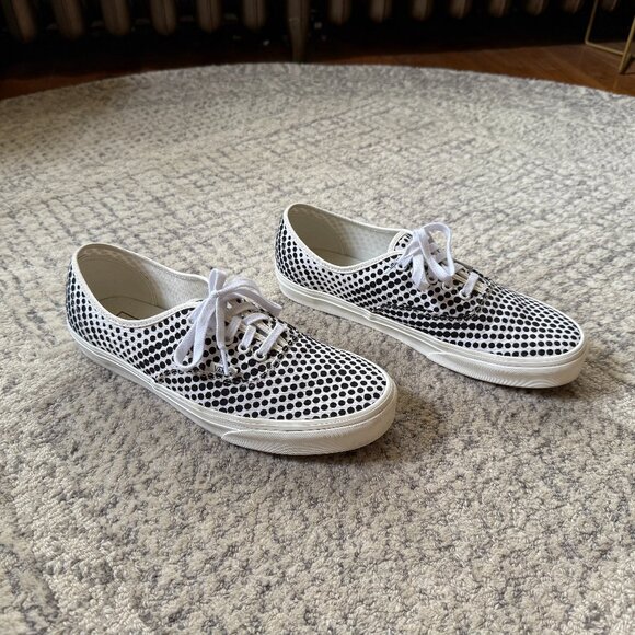 Vans Authentic Men's Shoe Sz 11 - Halftone Black/White Polka Dot - Picture 1 of 9